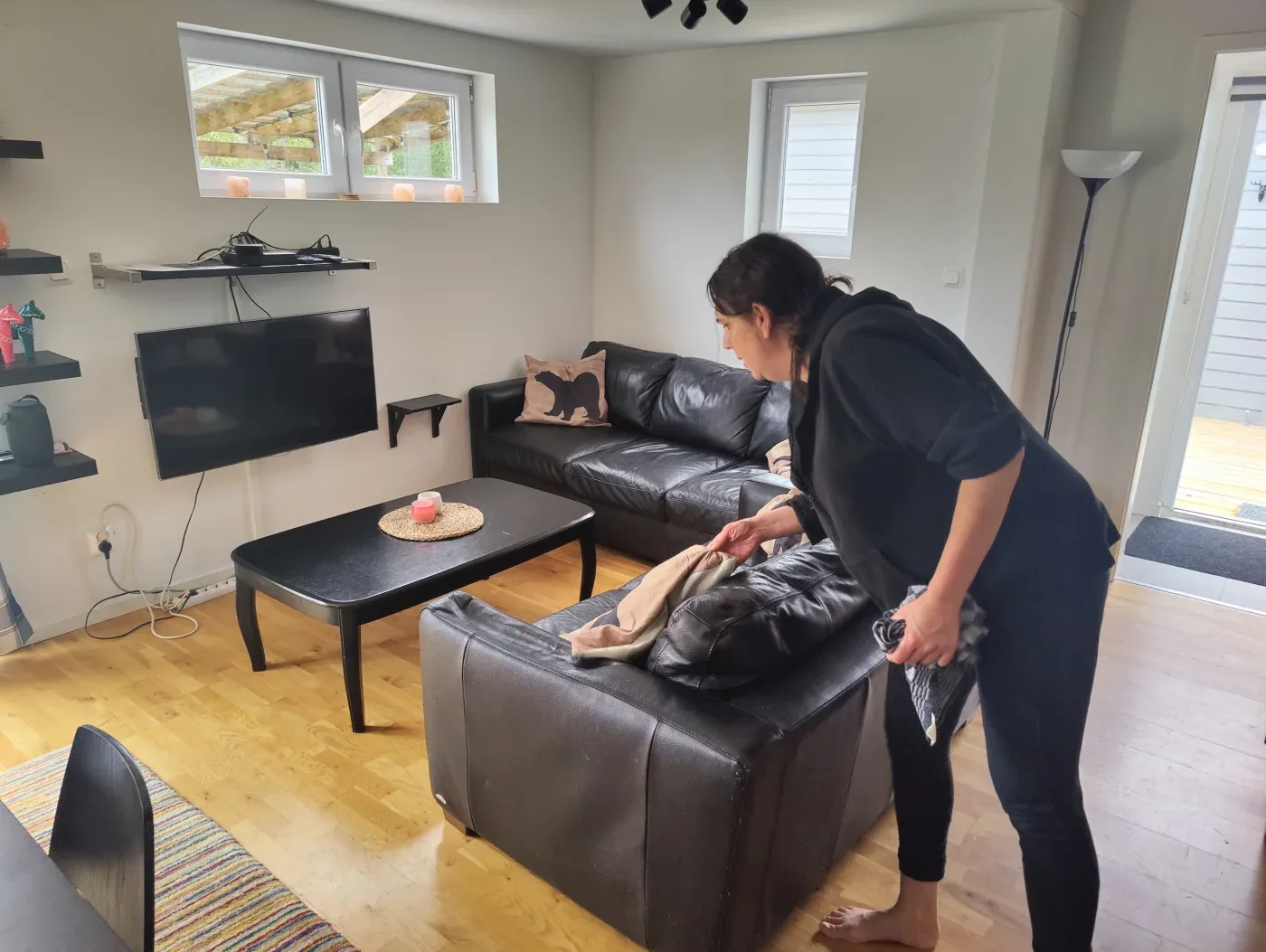 Care of the living room in a holiday home