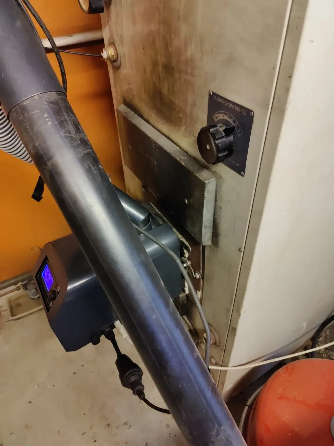Practical technical support at a vacation home
